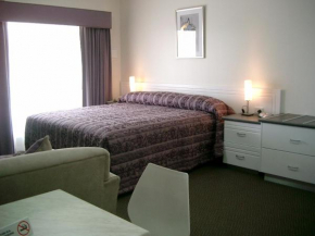  McLaren Vale Motel & Apartments  Макларен Вейл